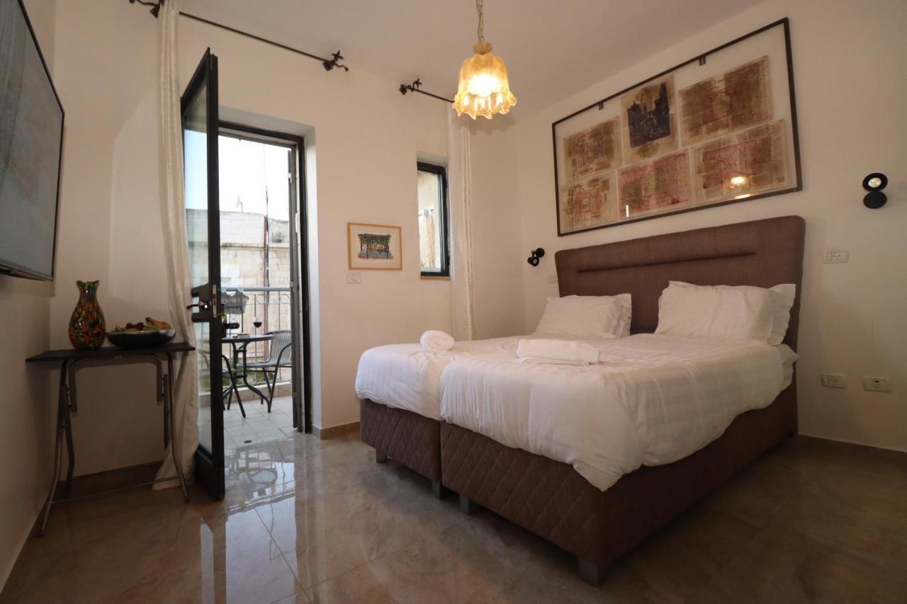 Eden Boutique In Front Of The Walls Bed & Breakfast *